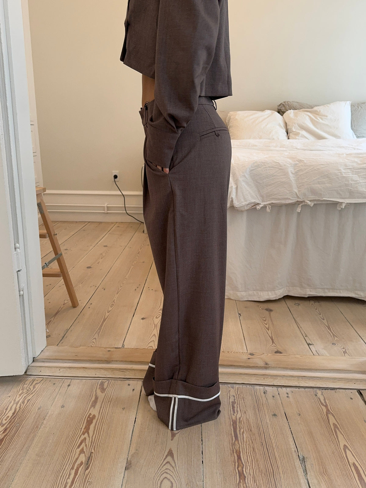 Katrine suit pants with details - Brown melange